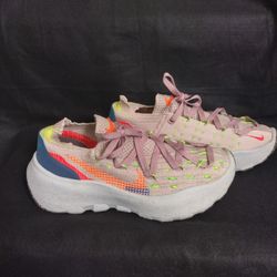 NIKE SPACE HIPPIE 04