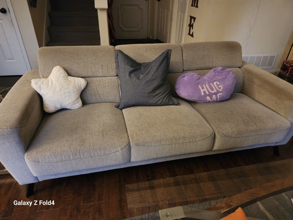 Three Seater Couche (Free Used Grey Carpet)