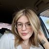 lindsay hollenbeck
