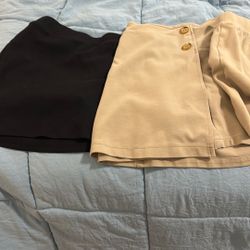 Girls school skirt/skorts $15