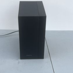 Samsung PS-WK450 Wireless Powered Subwoofer Only for HW-KM45C Soundbar. Used in good condition with some minor cosmetic blemishes. These blemishes are