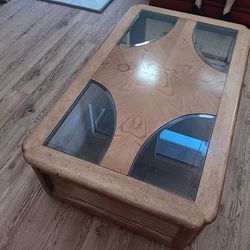 Used End Tables And Coffee Table 
