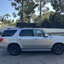 2003 Toyota Sequoia