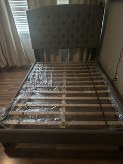 Bed frame full