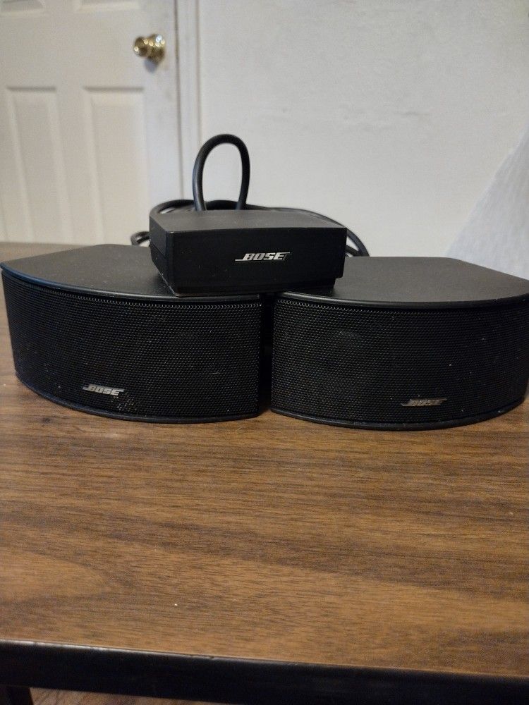 Bose CineMate Series 2 Speakers Bundle.