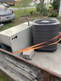 Used 2-1/2 Ton AC System  Was Too Small When Replaced W Bigger Unit Will Sell Either Inside Of Outside Unit $500 Each Peice Or $650 For Both Peices 