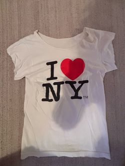 Off the shoulder I heart NY tee