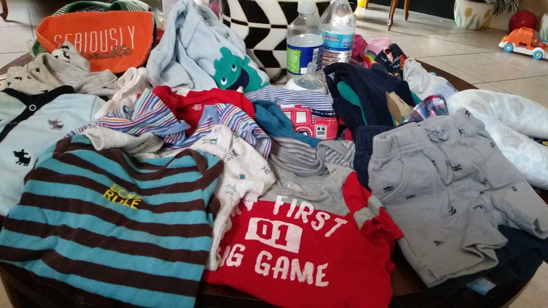 Winsies pj. Bibs shorts tshirts