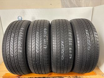 Set 4 tires 235 60 17 Firestone all season no repairs