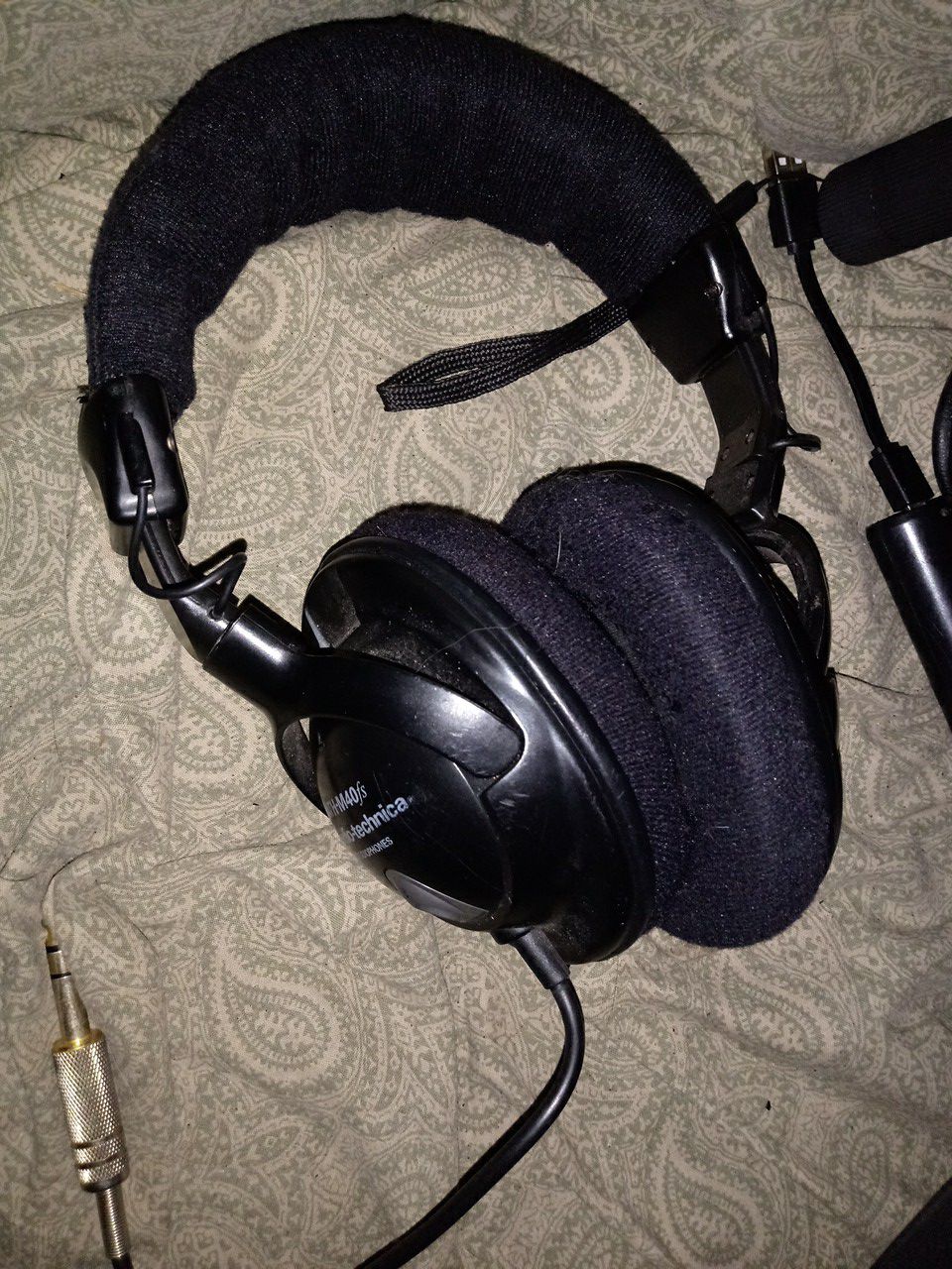 ATH-M40fs Pro Studio Headphones
