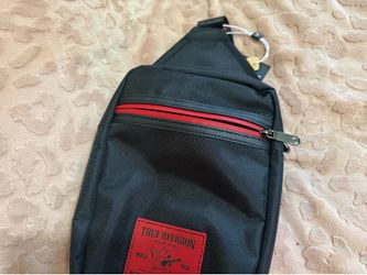 TRUE RELIGION Sling Bag Yeta 2.0 Ripstop BRAND-NEW Black /Red Color
