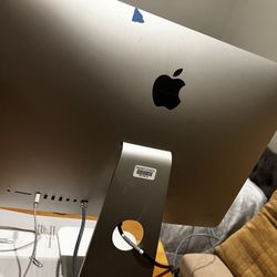 iMac 21” With i5 Quad Core Processor Late 2013