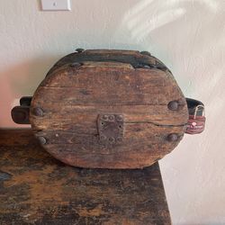 Antique Pulley Rustic Farm Industrial Prop Staging
