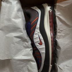 Nike