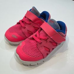Kids size 8C Nike Toddler Shoes
