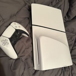 Ps5 Slim Disc Version + Wukong & Ratchet and Clank