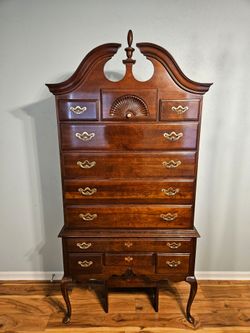 Thomasville Highboy Chest of Drawers