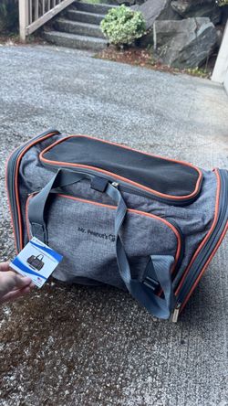 Mr. Peanut's Expandable Pet Carrier