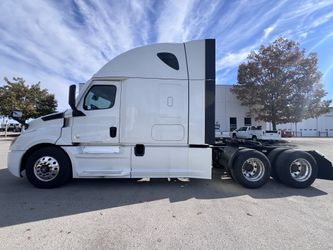 🚛 NEW ARRIVAL - 2021 FREIGHTLINER CASCADIA 126SLP ✅