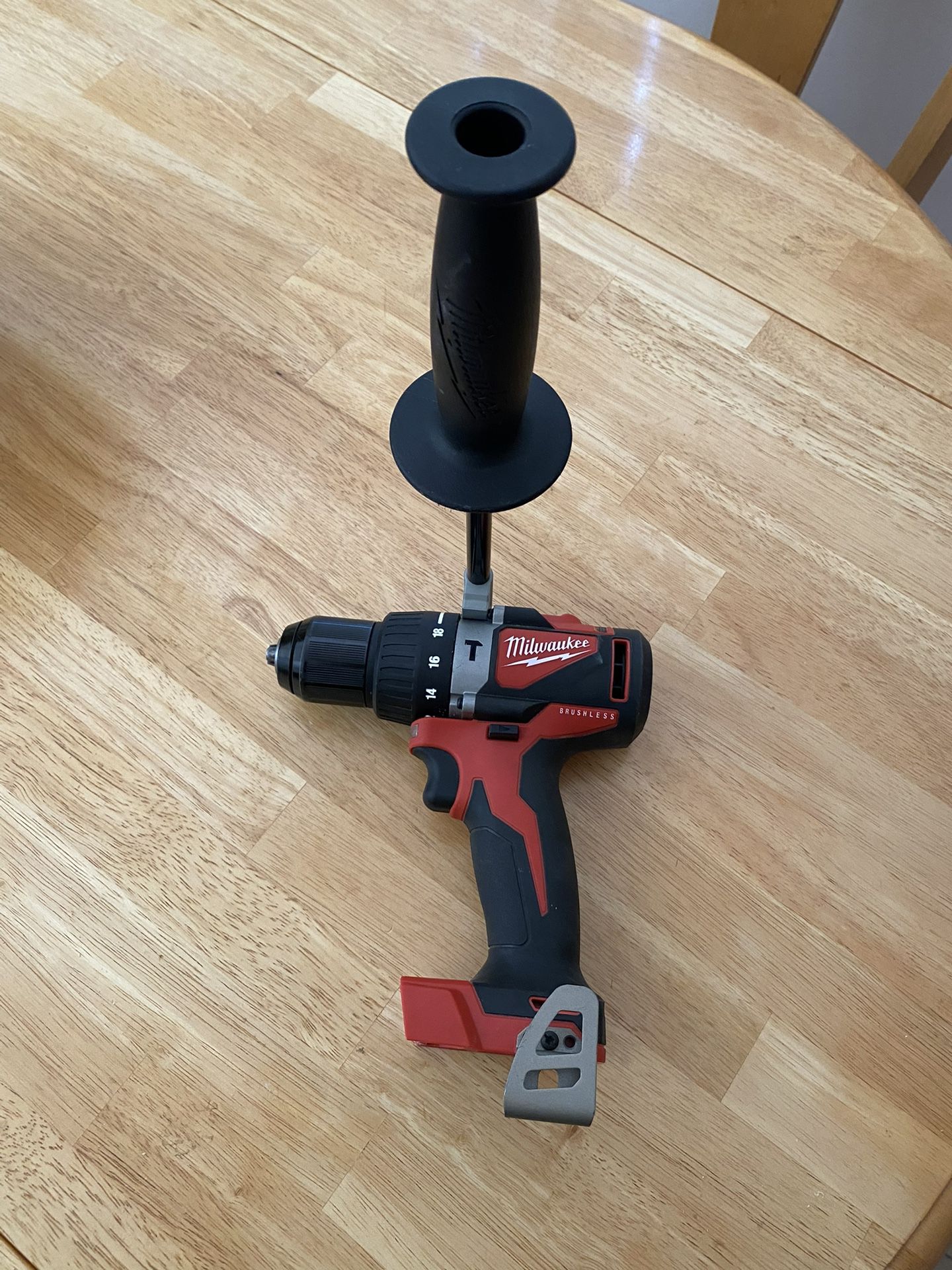 Milwaukee Hammer Drill M18 - Battery Not Included