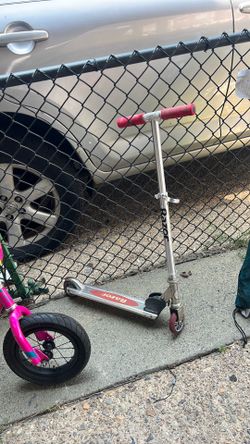 Razor scooter.- Free