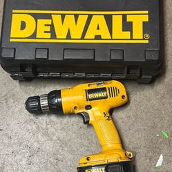 14.4 V Dewalt Drill