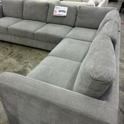 Sectional sofas ,on Sale ‼️🔥