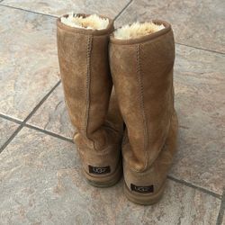 Ugg Boots Size 7 Woman 