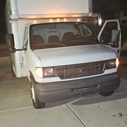 2006 Ford E-350
