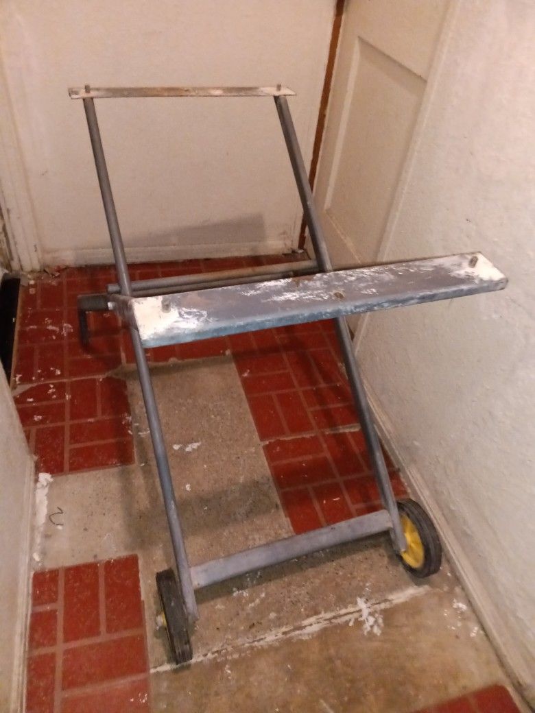 Saw Stand