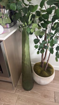 Green vase