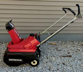 Honda HS35 4 Cycle Snow Blower