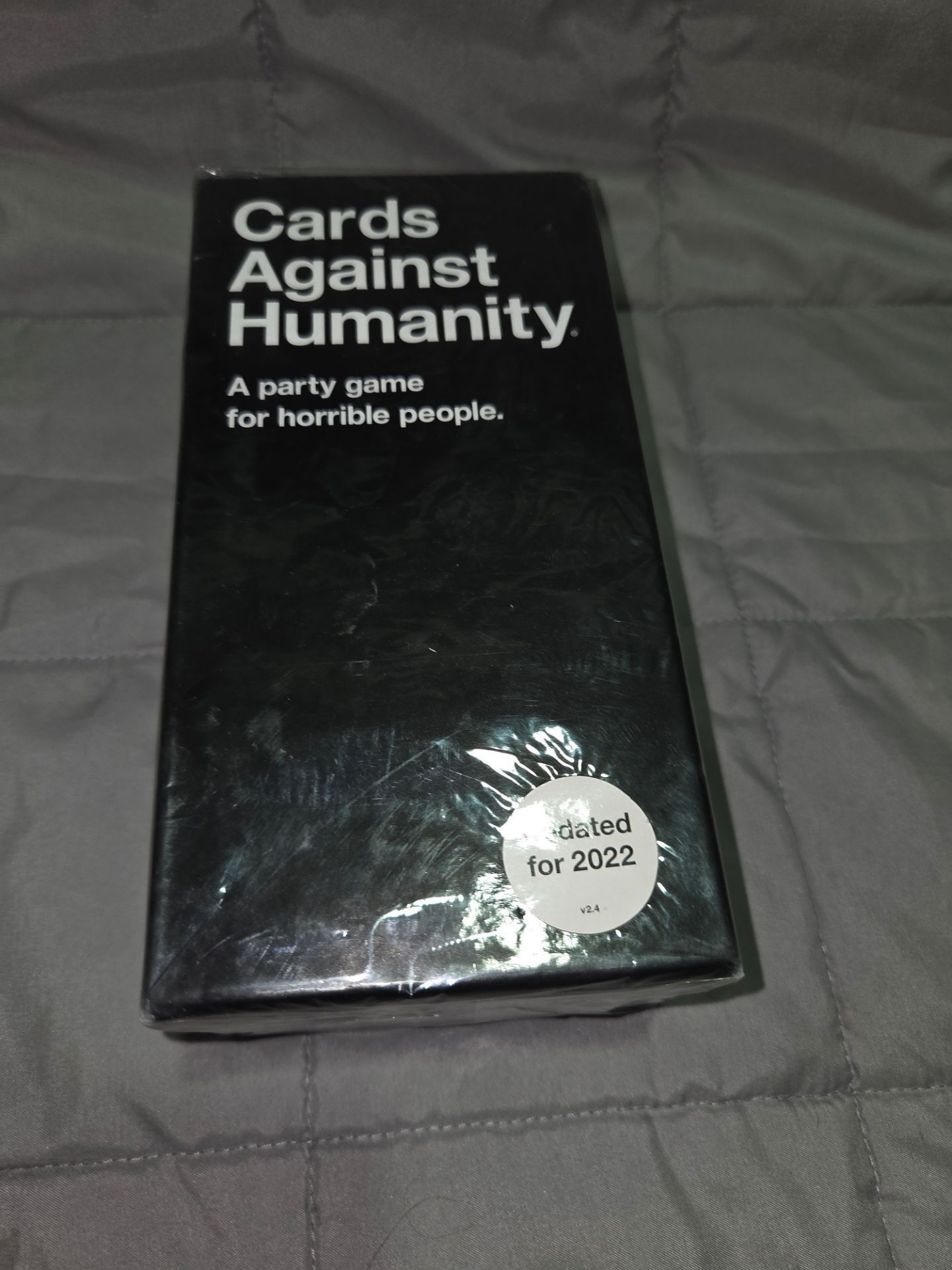 Cards Against Humanity - A Party Game for Horrible People *SEALED