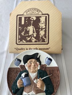 New In Box Davenport Pottery Collector Plate