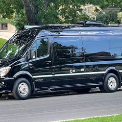 2015 Airstream Interstate 3500 Lounge EXT