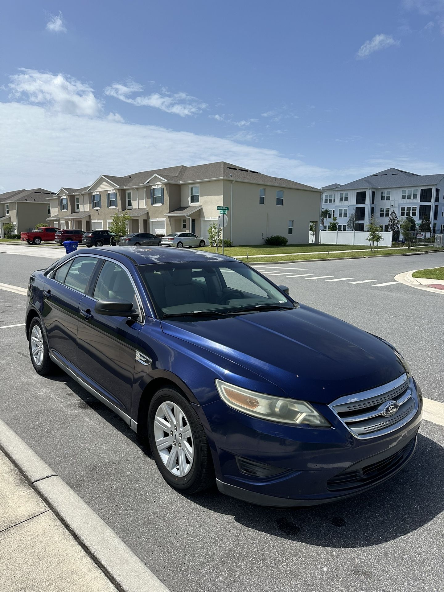 2011 Ford Taurus