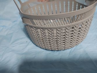 LIGHT GRAY BASKET