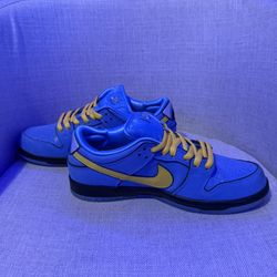 Powerpuff Dunk (Bubbles) - Size 9.5