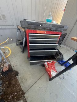 Tool chest