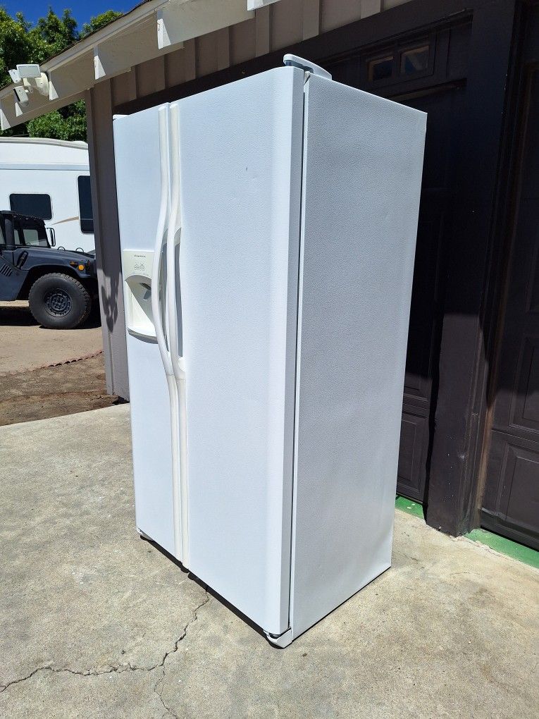 Frigidaire Refrigerator