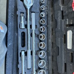 3/4 In Socket Set Up To 2 In 