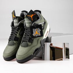 Undefeated Air jordan 4 Size 10