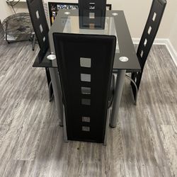 Dining Room Table With Chairs 