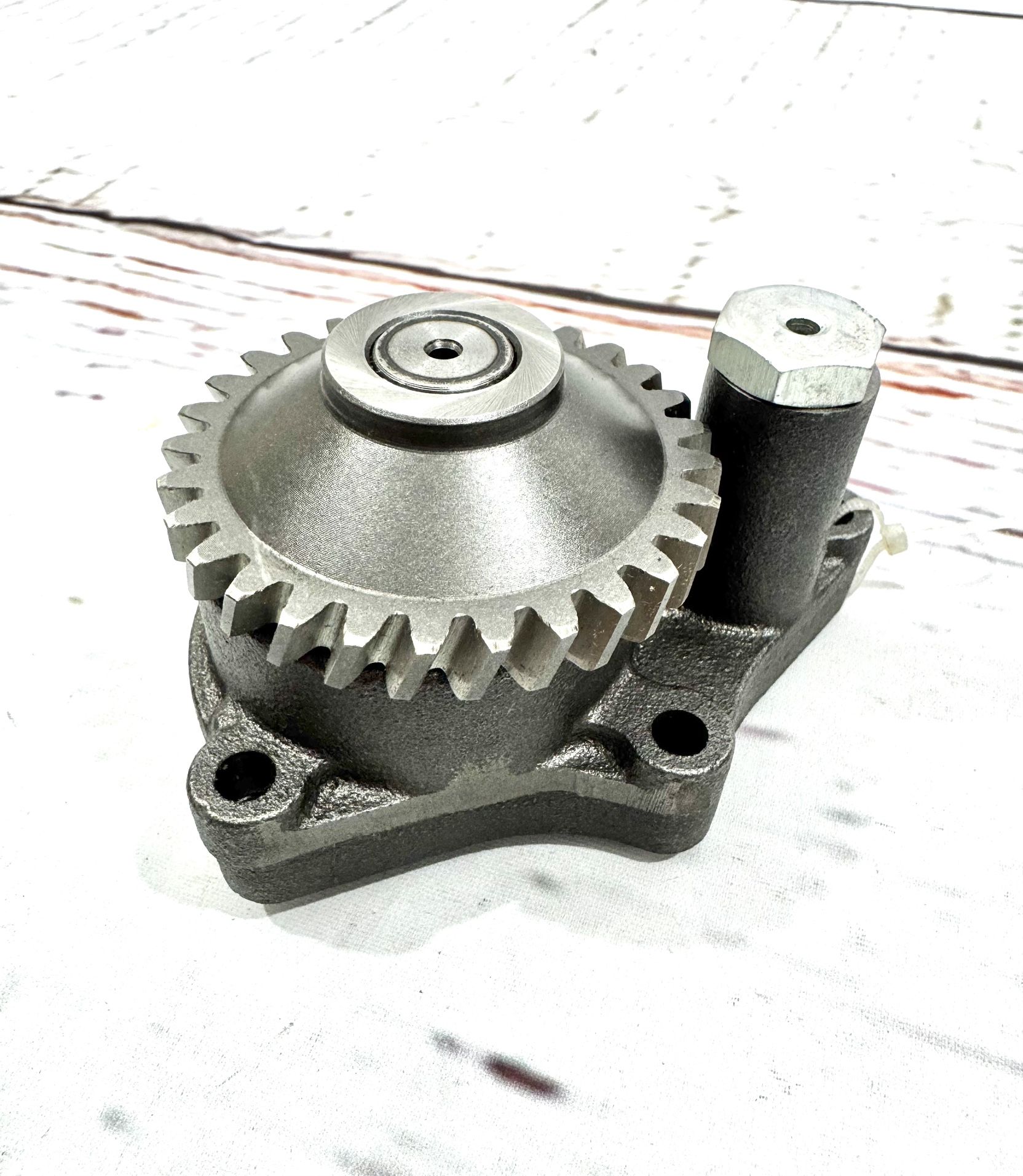 Oil Pump 129(contact info removed)0 for Yanmar Engine 4D84 4TNV84 4TNE84 4TNV88 4TNE88