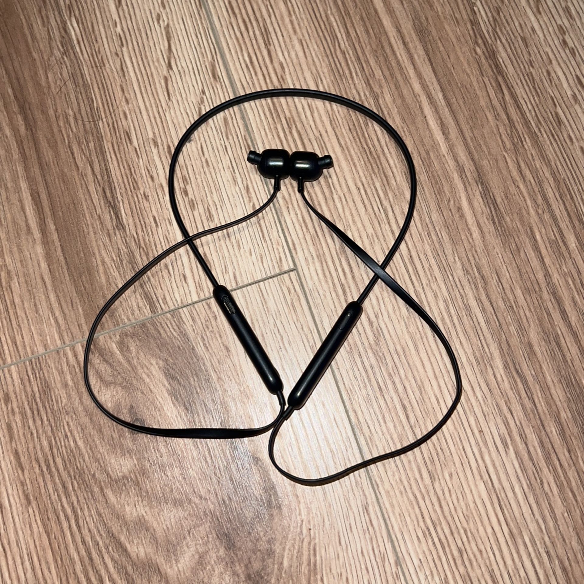 Beats Flex - All-day Wireless Earphones - Beats Black