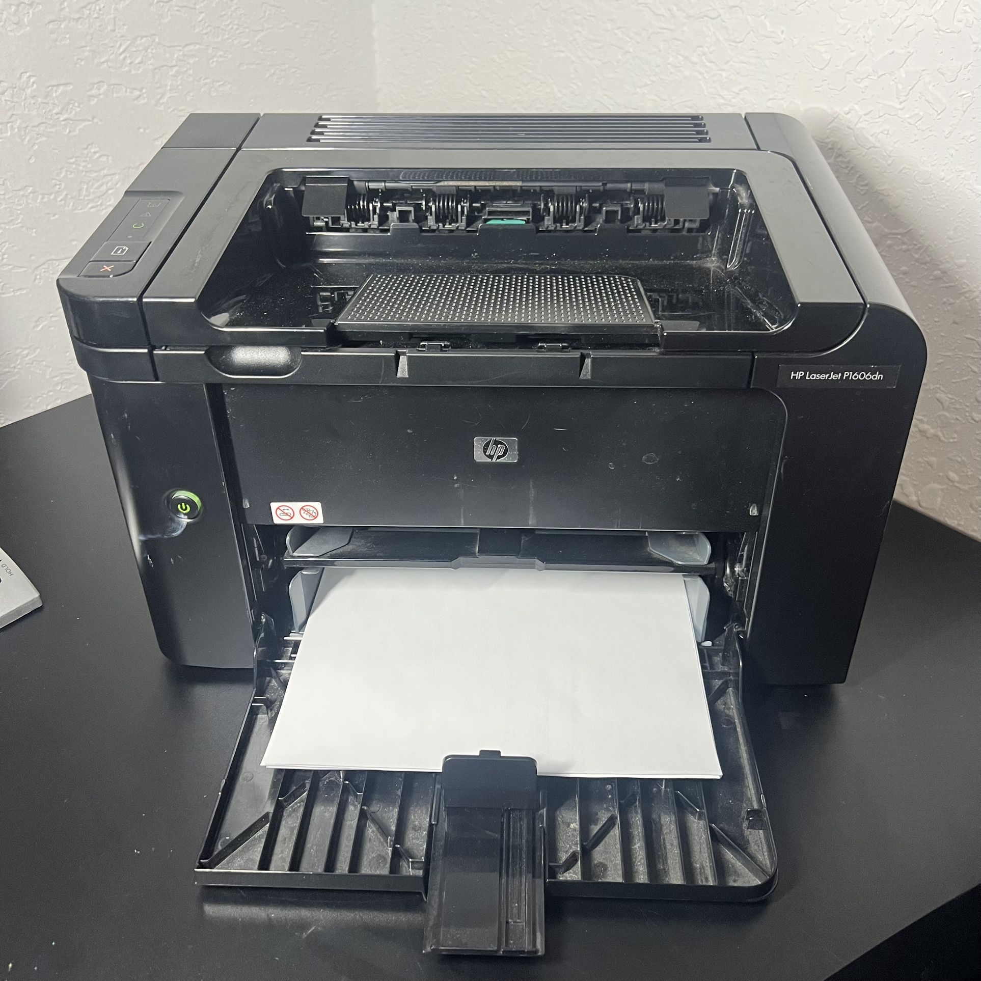 HP P1606dn LaserJet Printer Laser Network Duplex 32,740 Pages Printed