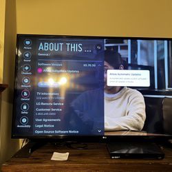 LG UH6030 49" 4K Ultra HD 2160p 60Hz Smart LED HDTV (4K x 2K)