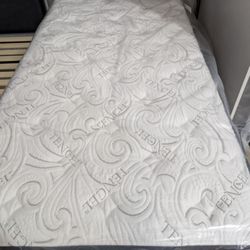 NEW Pillow Top Mattress In Twin (Double)