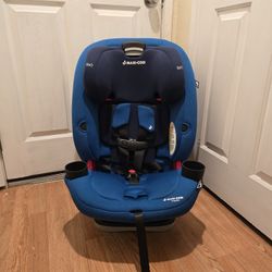 Maxi-Cosi Magellan 5-in-1 Convertible Car Seat
