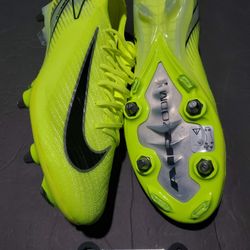 Nike Mercurial Vapor 16 Elite SG Pro Cleats Size 10.5 HJ2454-700 Made in Bosnia